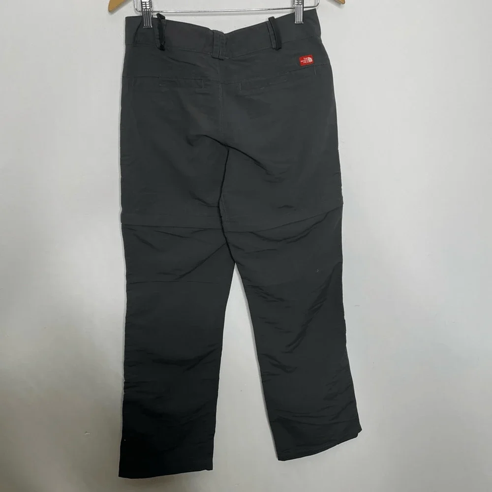 THE NORTH FACE Short Court Zip Off Convertible Cargo Pants Shorts gray womens 6